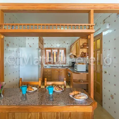 Apartment Orellana *