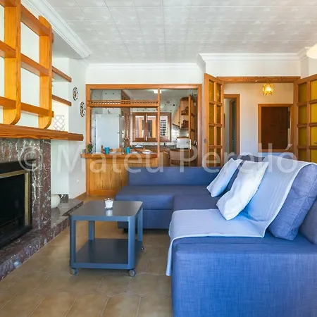 Orellana Apartment